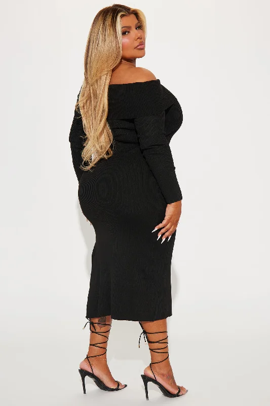 Sweater Weather Maxi Dress - Black