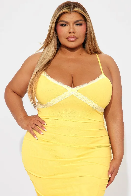 You're Darling Mesh Midi Dress - Yellow