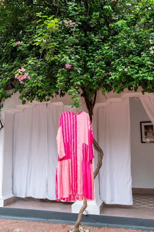 Color blocked dress with spaghetti lining