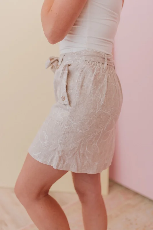 In Paradise Cream Floral Belted Skort