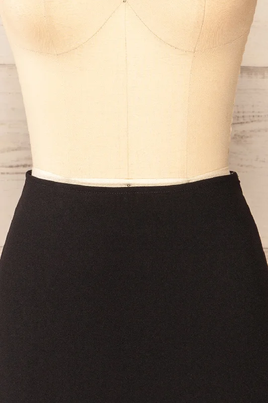 Vailoa Black | Short A-Line Skirt