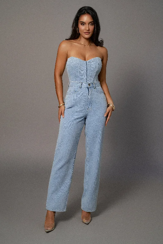 Promotion CodeMedium Wash Denim Aline Jeans