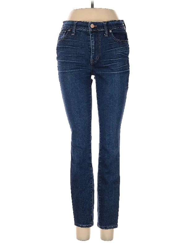 Last Chance SaleMid-Rise Bootleg Jeans in Dark Wash