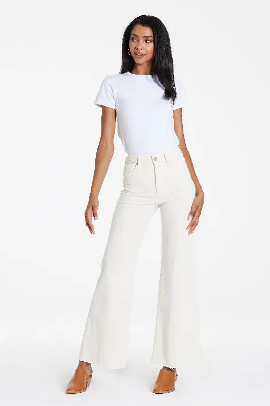 Blue Light SpecialFIONA BOOTCUT JEANS | WHEAT