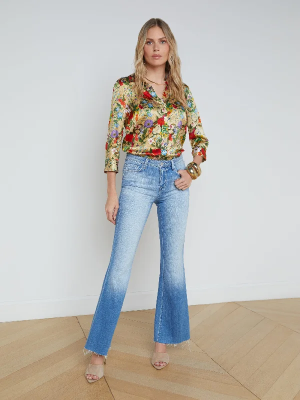 Exclusive AccessSera Sneaker Flare Jean