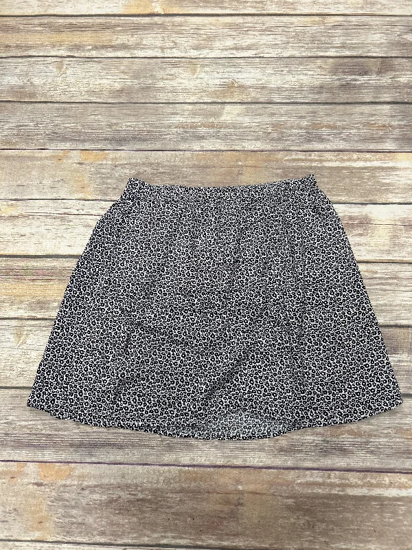 Member's DiscountBlack & White Skirt Mini & Short Divided, Size 10