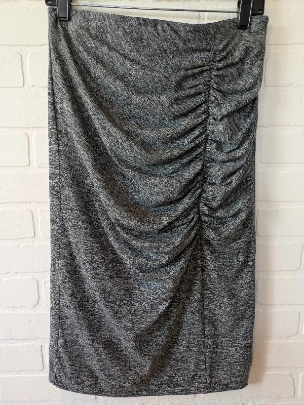 Bundle and SaveGrey Skirt Midi Ann Taylor, Size 8