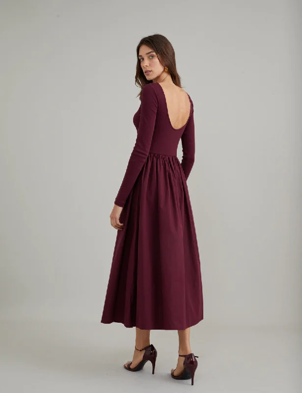 Stock ClearanceRed Long Sleeve A-Line Penni Midi Dress